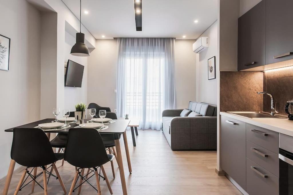 Piraeus Deluxe 2Bdr Apt - Near Metro And Port 外观 照片