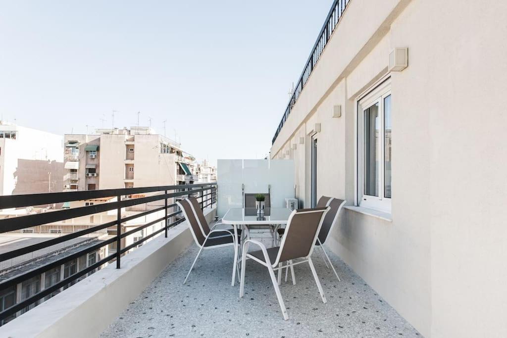 Piraeus Deluxe 2Bdr Apt - Near Metro And Port 外观 照片